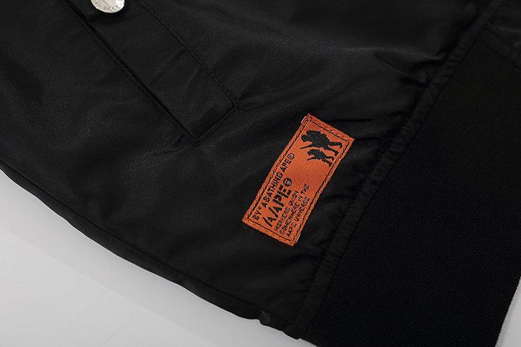 CHAQUETA BOMBER BAPE - Imagen 8