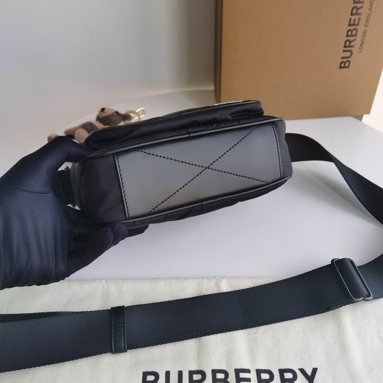 BOLSO BURBERRY - Imagen 3