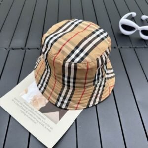 SOMBRERO BURBERRY
