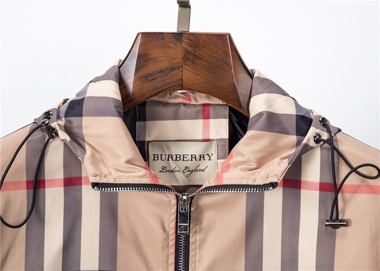 CORTAVIENTOS BURBERRY - Imagen 3