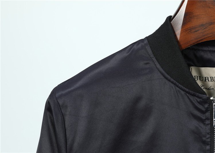 CHAQUETA BURBERRY - Imagen 9