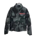 CHAQUETÓN PRADA