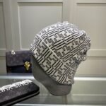GORRO FENDI