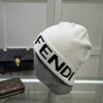 GORRO FENDI