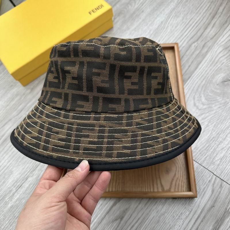 SOMBRERO FENDI - Imagen 4