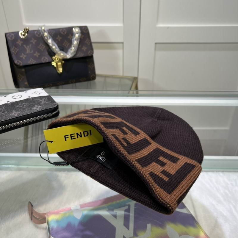 GORRO FENDI - Imagen 4