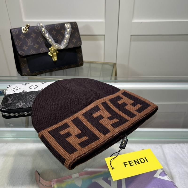 GORRO FENDI - Imagen 2