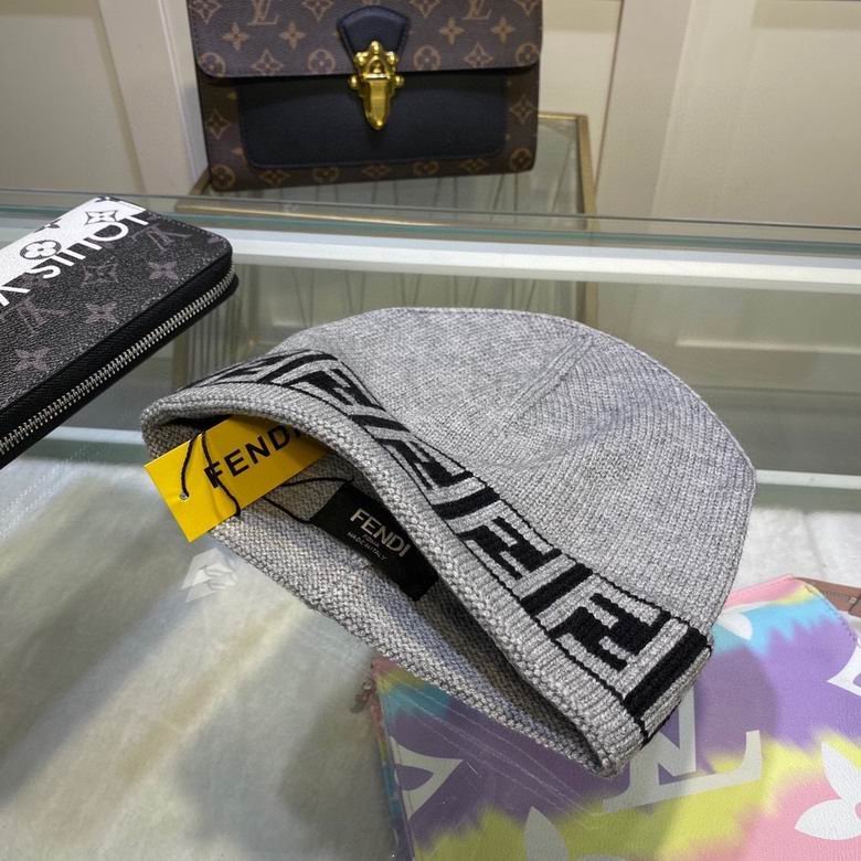 GORRO FENDI - Imagen 3