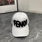 GORRA FENDI