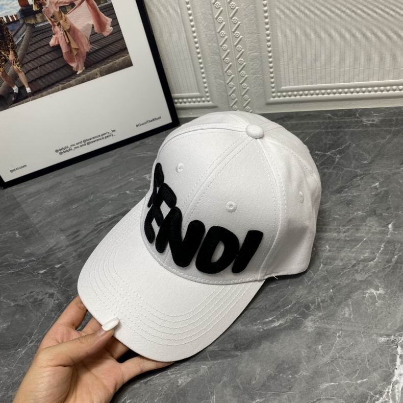 GORRA FENDI - Imagen 5