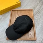 GORRA FENDI
