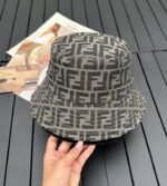 SOMBRERO FENDI