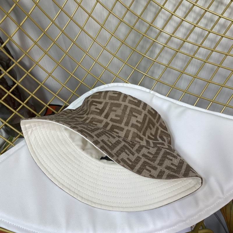 SOMBRERO FENDI - Imagen 4