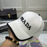GORRA PRADA