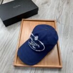 GORRA PRADA
