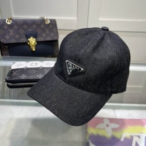 GORRA PRADA
