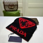 GORRO PRADA