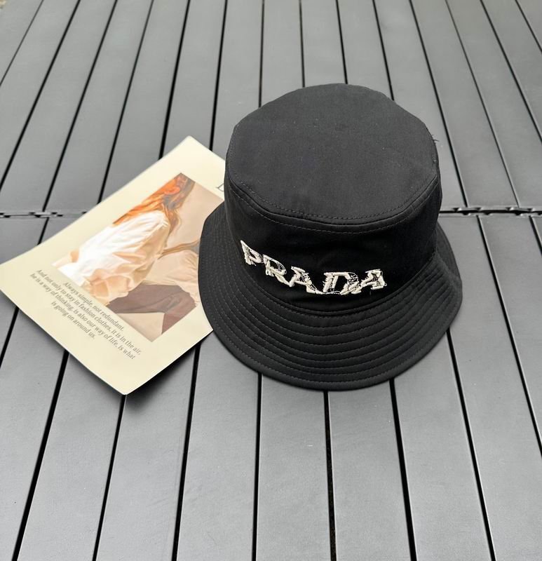 SOMBRERO PRADA