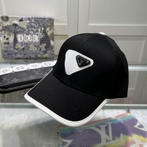 GORRA PRADA