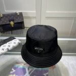 SOMBRERO PRADA