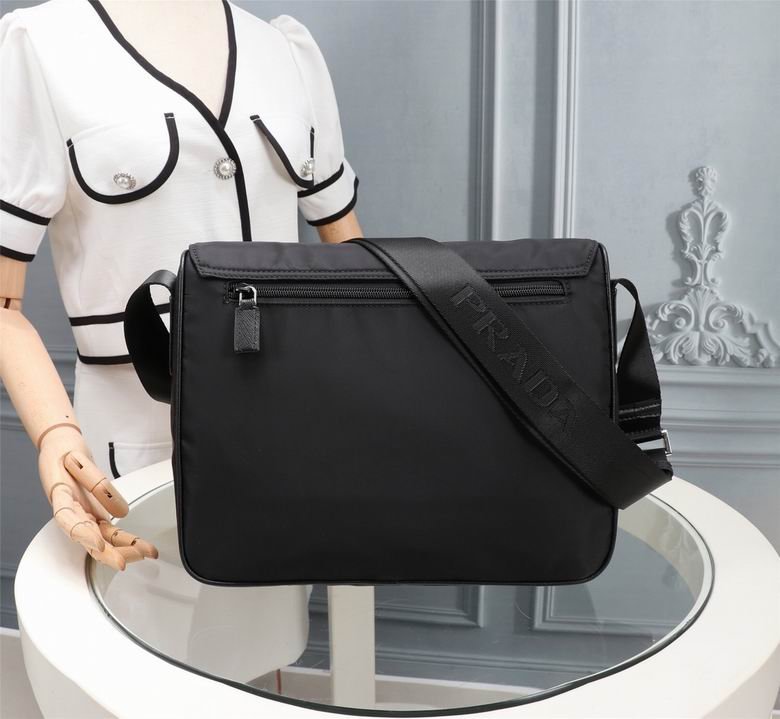 BOLSO MESSENGER PRADA - Imagen 7