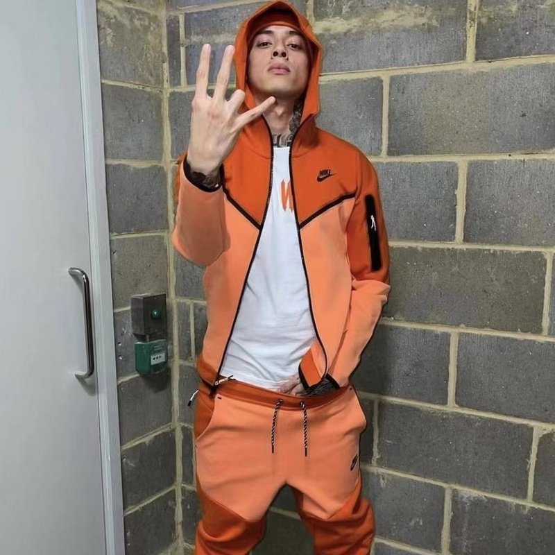 NIKE TECH FLEECE TRACKSUIT - Imagen 2