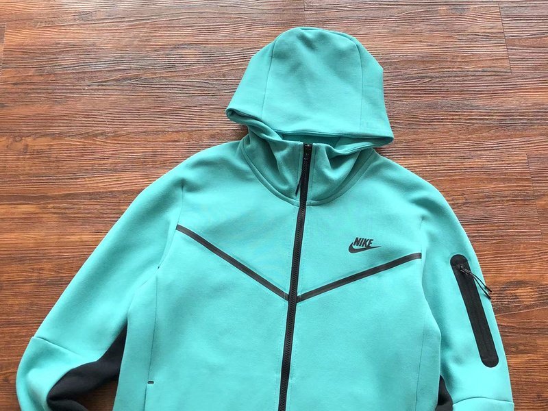 NIKE TECH FLEECE TRACKSUIT - Imagen 3