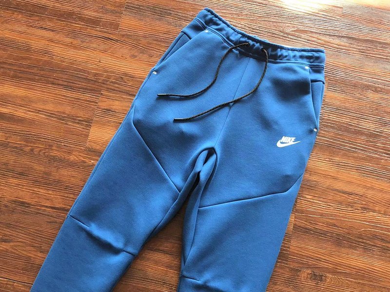NIKE TECH FLEECE TRACKSUIT - Imagen 6