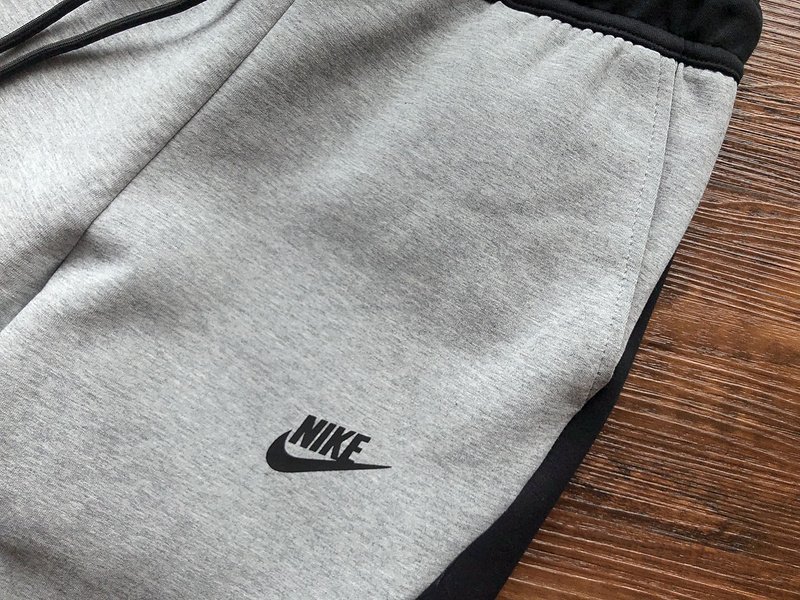 NIKE TECH FLEECE TRACKSUIT - Imagen 10