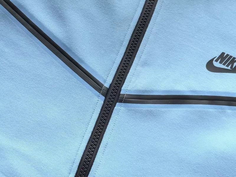 NIKE TECH FLEECE TRACKSUIT - Imagen 4