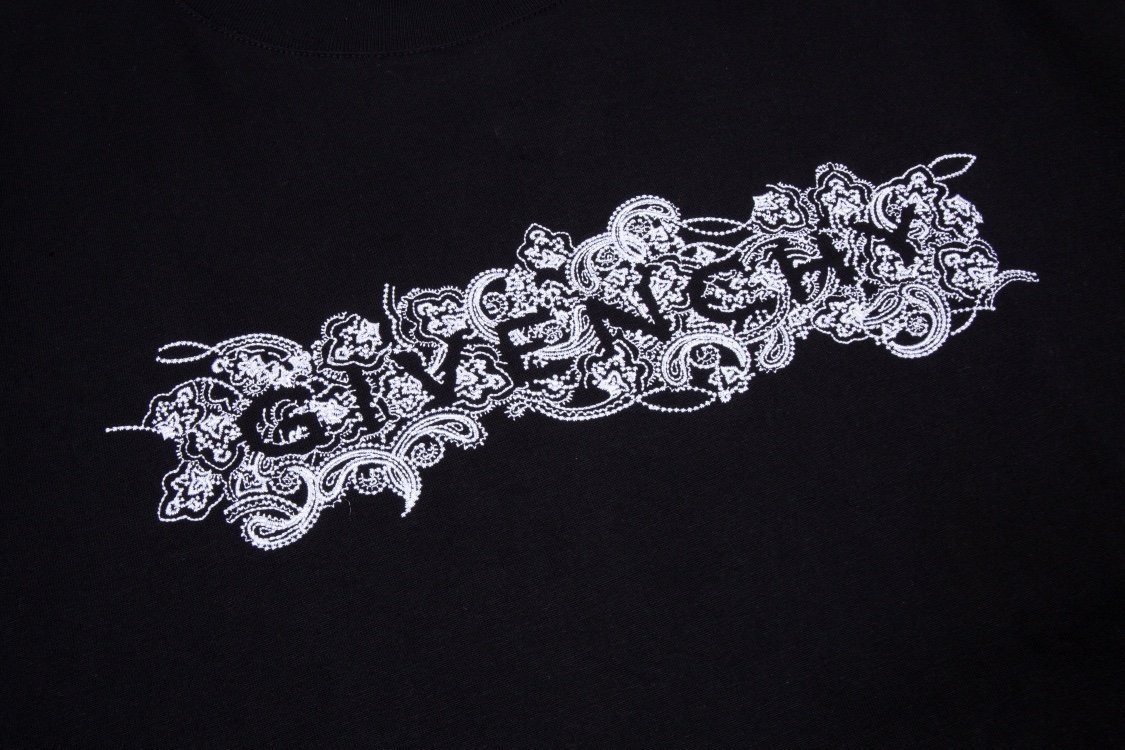 CAMISETA GIVENCHY - Imagen 4