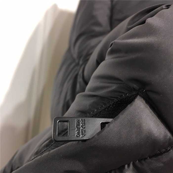 CHAQUETÓN PRADA - Imagen 7