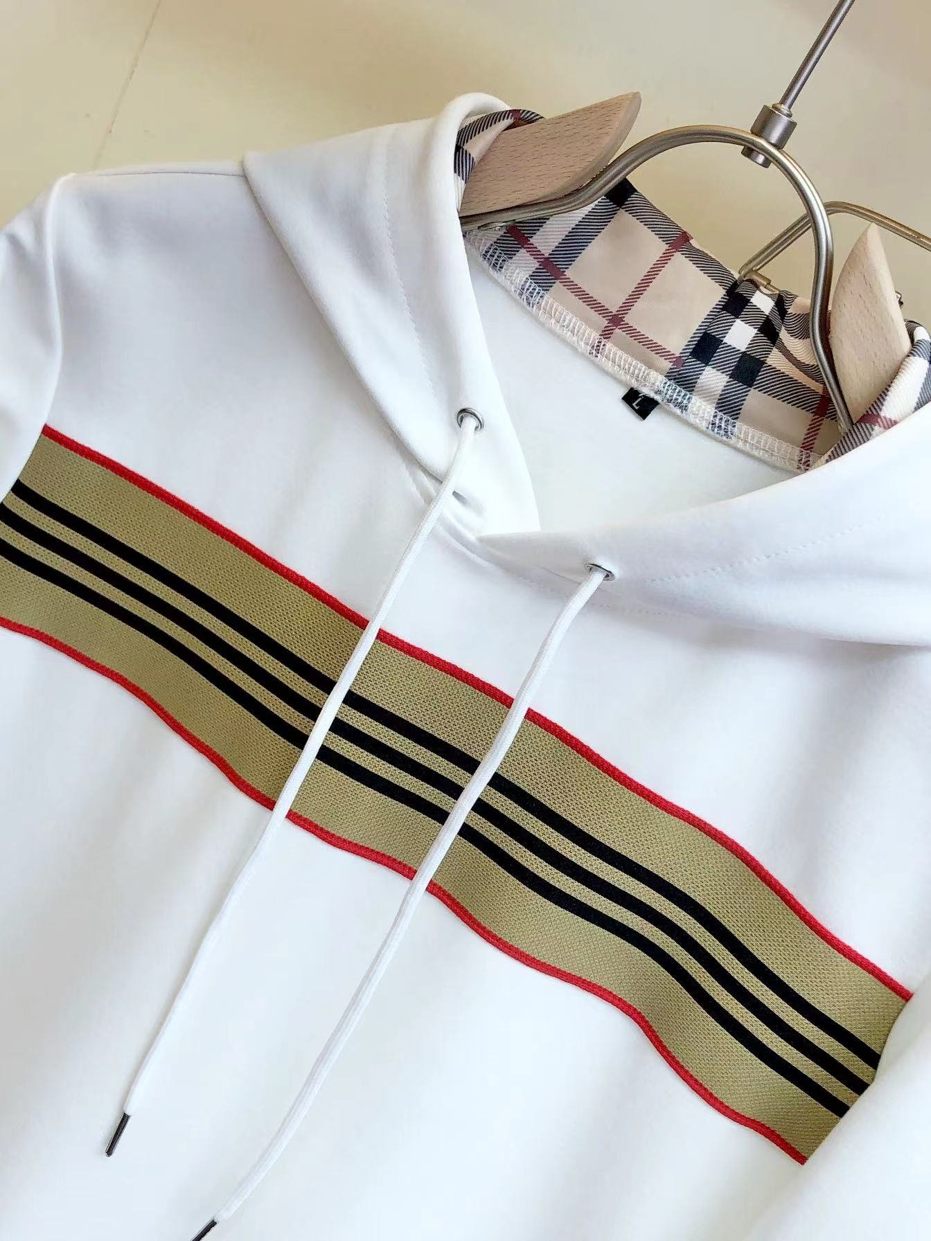 CHÁNDAL BURBERRY - Imagen 3