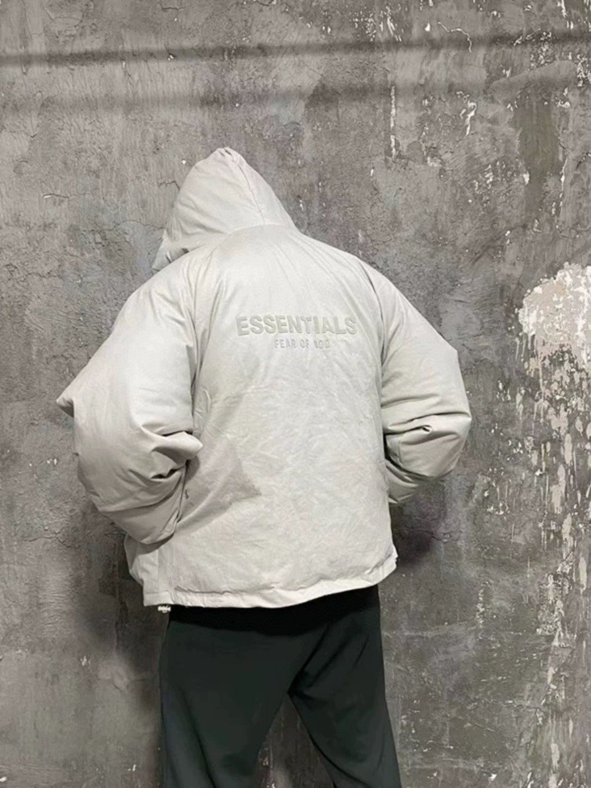CHAQUETA FEAR OF GOD - ESSENTIALS GREY CREAM - Imagen 4
