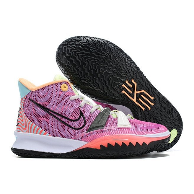 NIKE KYRIE 7 x CREATOR RÉPLICAS