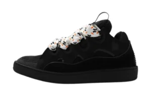 LANVIN CURB BLACK & WHITE LATCHES