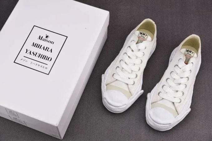 MAISON MIHARA YASUHIRO RÉPLICA - Imagen 2