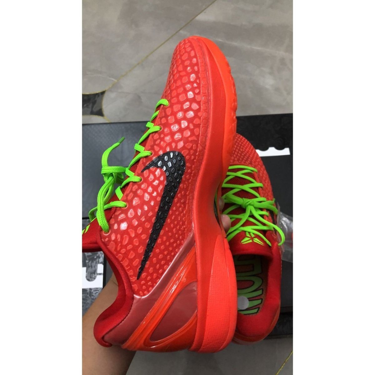 NIKE KOBE 6 PROTRO x REVERSE GRINCH RÉPLICAS - Imagen 6