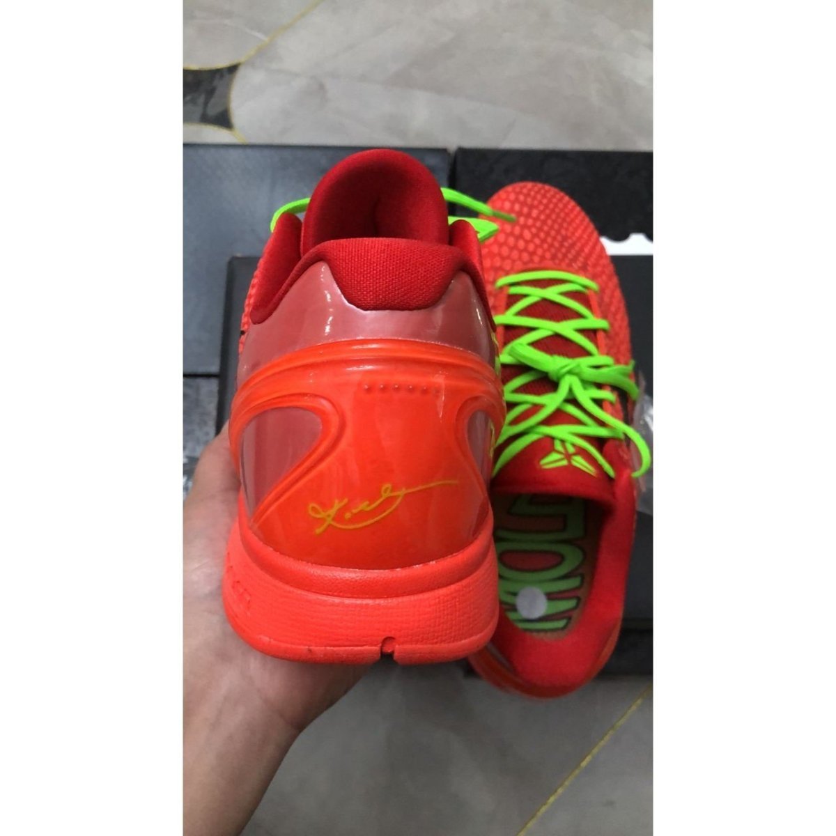 NIKE KOBE 6 PROTRO x REVERSE GRINCH RÉPLICAS - Imagen 5