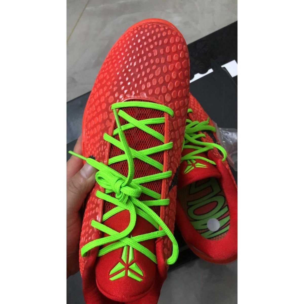 NIKE KOBE 6 PROTRO x REVERSE GRINCH RÉPLICAS - Imagen 7