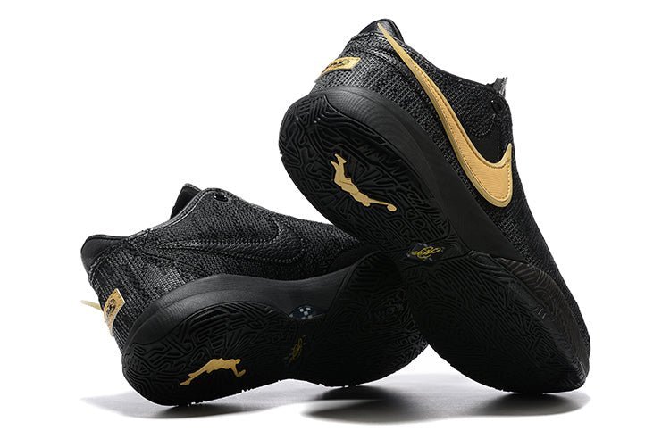 NIKE LEBRON 20 'BLACK GOLD' - Imagen 5