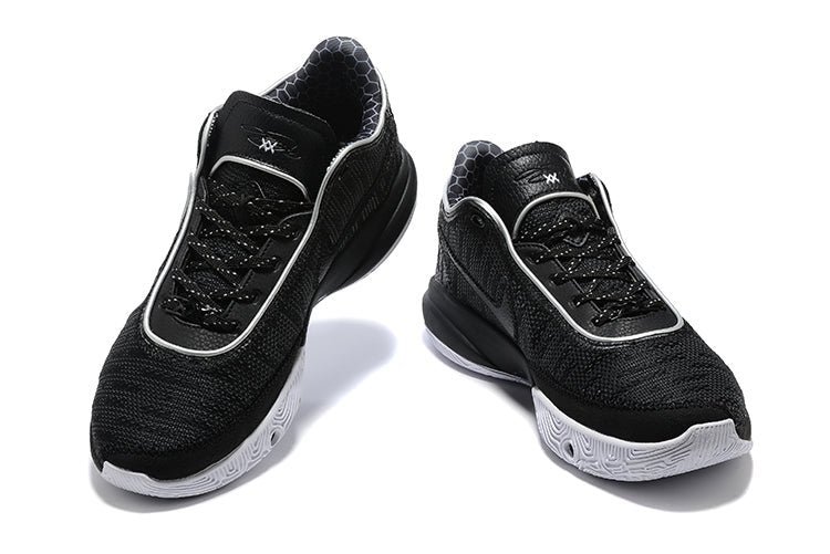 NIKE LEBRON 20 'BLACK WHITE' - Imagen 5