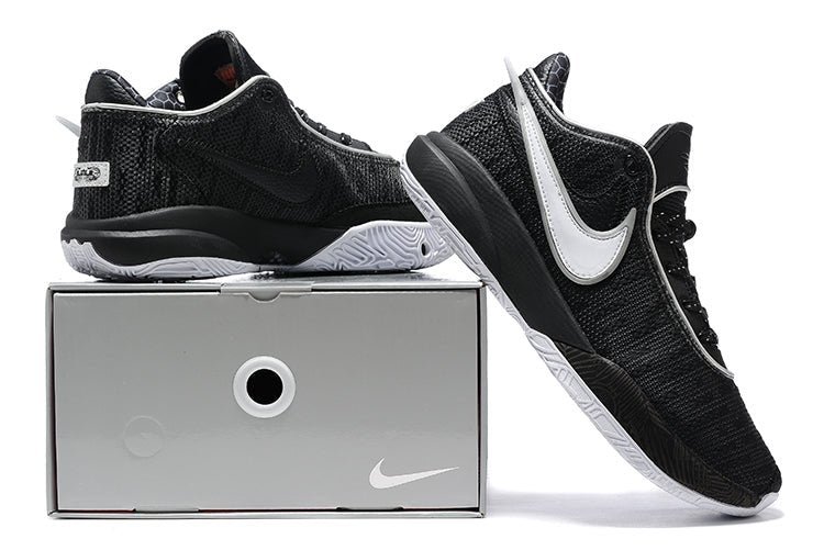 NIKE LEBRON 20 'BLACK WHITE' - Imagen 3