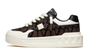 VALENTINO GARAVANI ONE STUD XL CUERO
